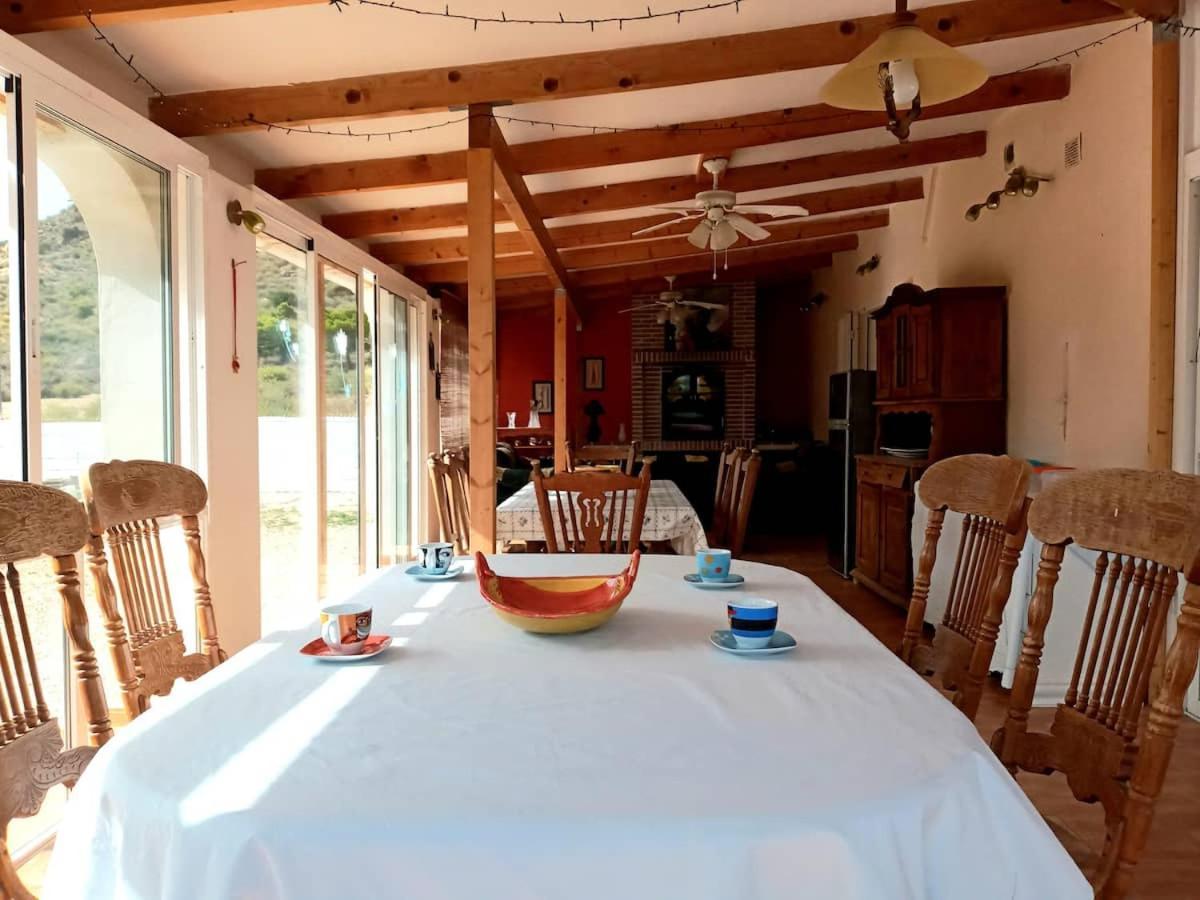 Recovery Mountain Homestay Alicante Eksteriør billede