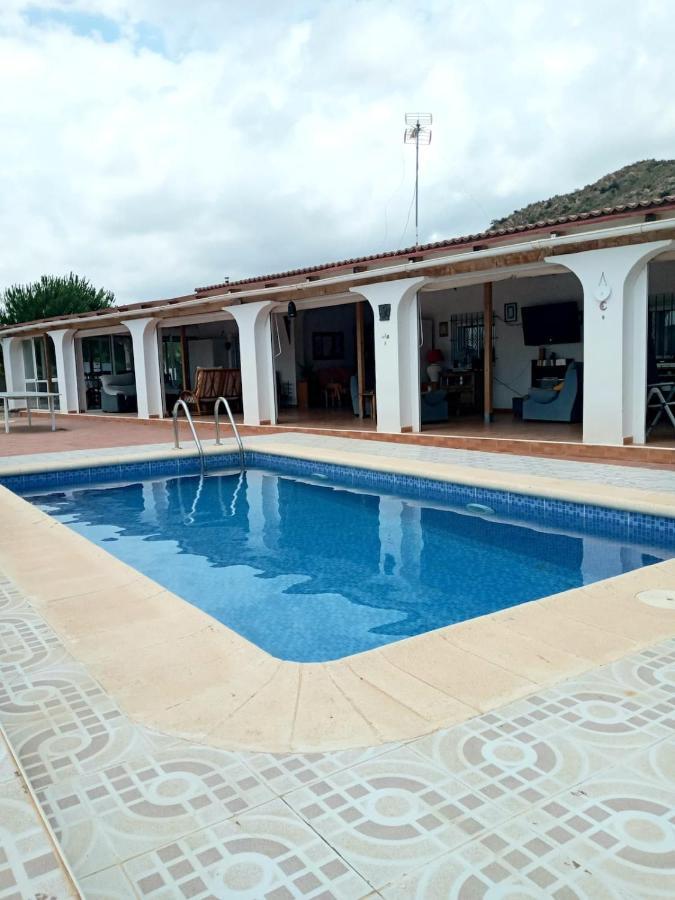 Recovery Mountain Homestay Alicante Eksteriør billede